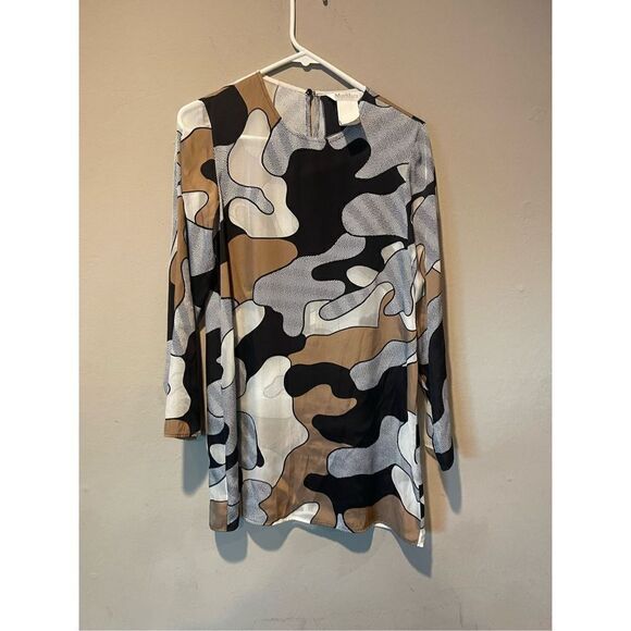 MAX MARA
Printed Mini Dress new no tags
Size: M | US 4 - Picture 3 of 5